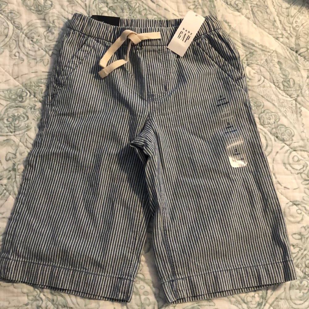 NWT Cropped wide leg pants